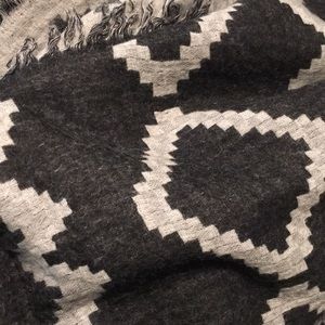 Wilfred Diamond Mosaic Blanket Scarf